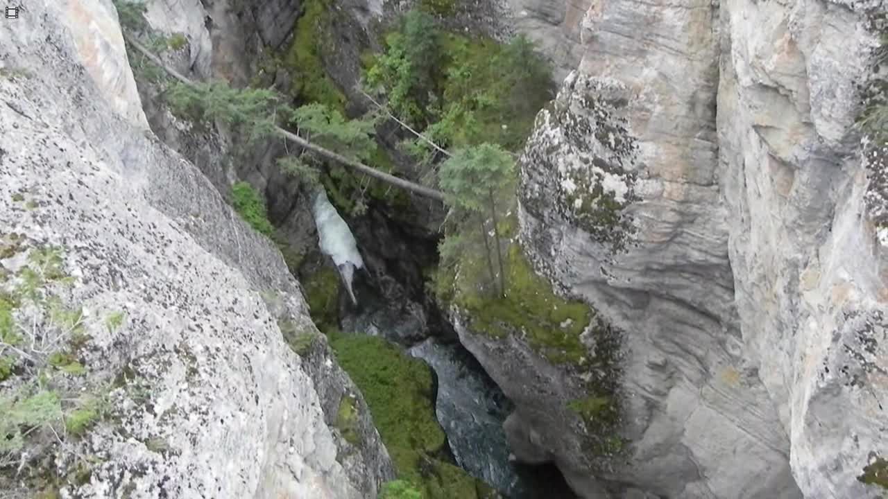 Jasper Maligne Canyon